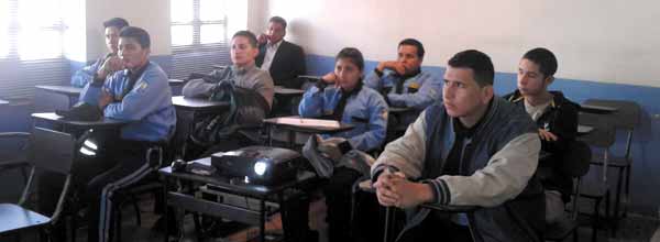 requicitos_guardias_rojas_paredes_security3